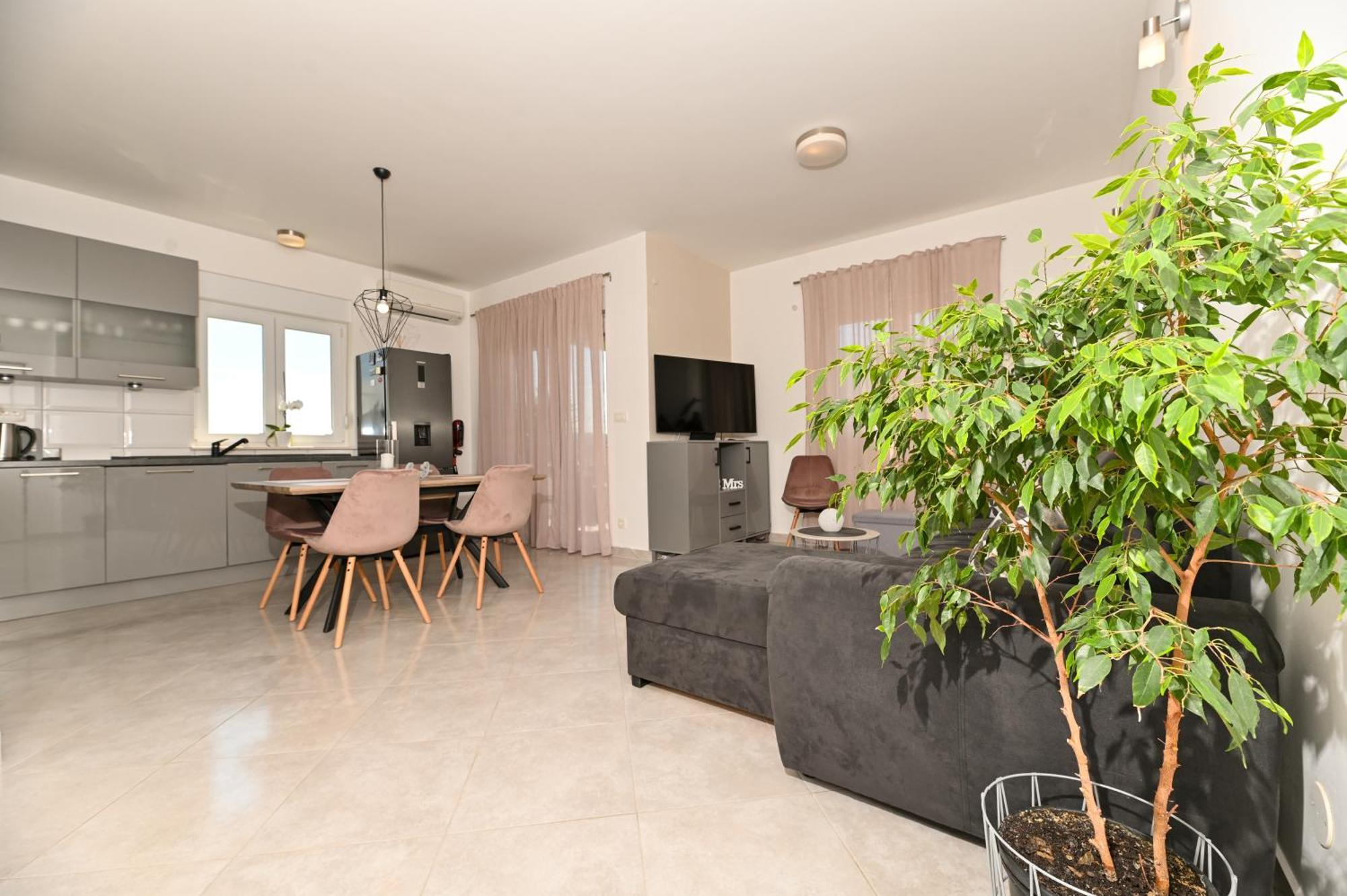 Marko Apartment *
